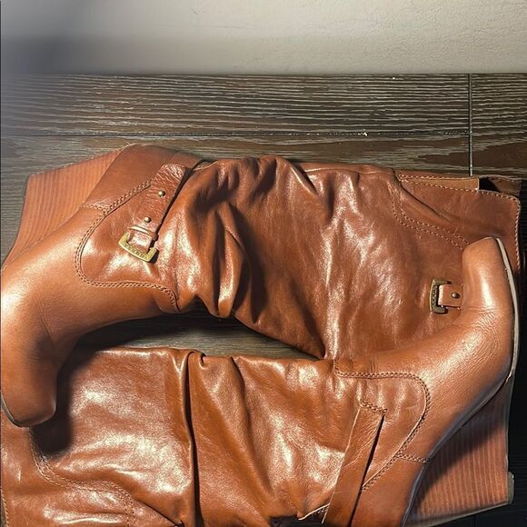 Women's Tan Leather Boots - Picture 1 of 6